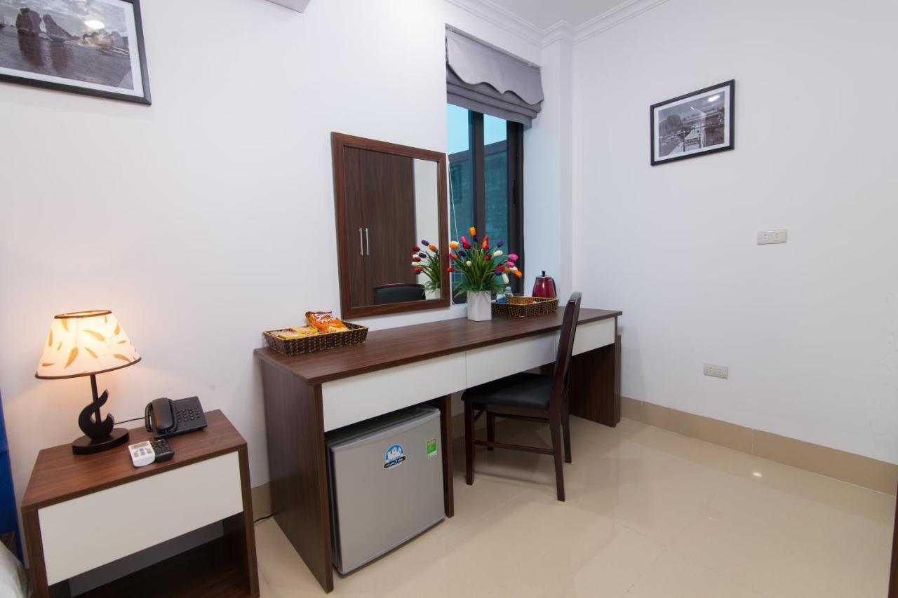 Hanoi Luxury House & Travel Bagian luar foto